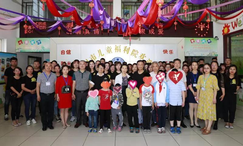 弘揚(yáng)傳統(tǒng)美德，關(guān)愛兒童成長----首屆“魅力隨州，多彩程力”抖音大賽捐贈(zèng)公益活動(dòng)紀(jì)實(shí)